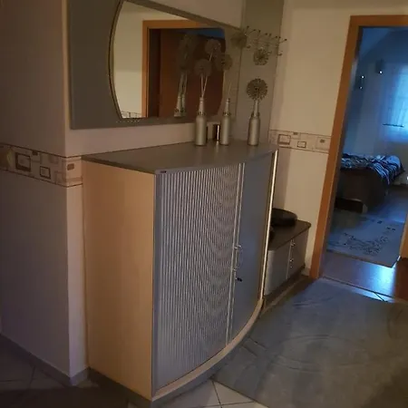 Apartment Jakobis Ferienwohnung *